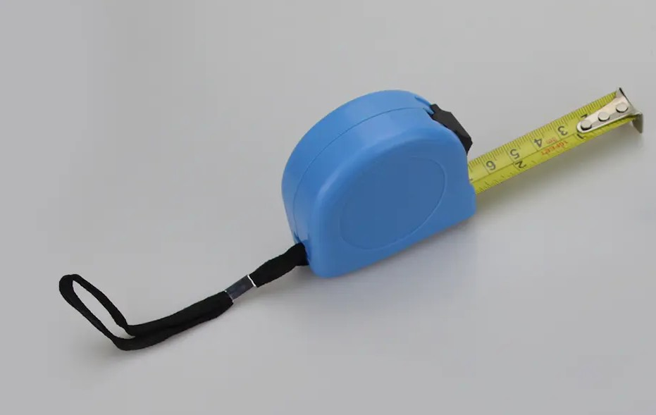 Crezi că o bandă de măsurare este doar un instrument de măsurat? Vedeți aplicațiile sale uimitoare în tehnologie și artă!